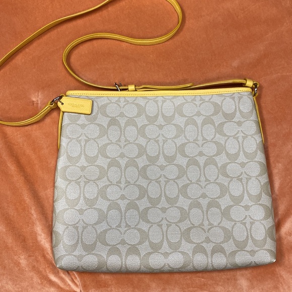 Yellow accented Coach cross over bag. Long adjustable shoulder strap. - Picture 3 of 5
